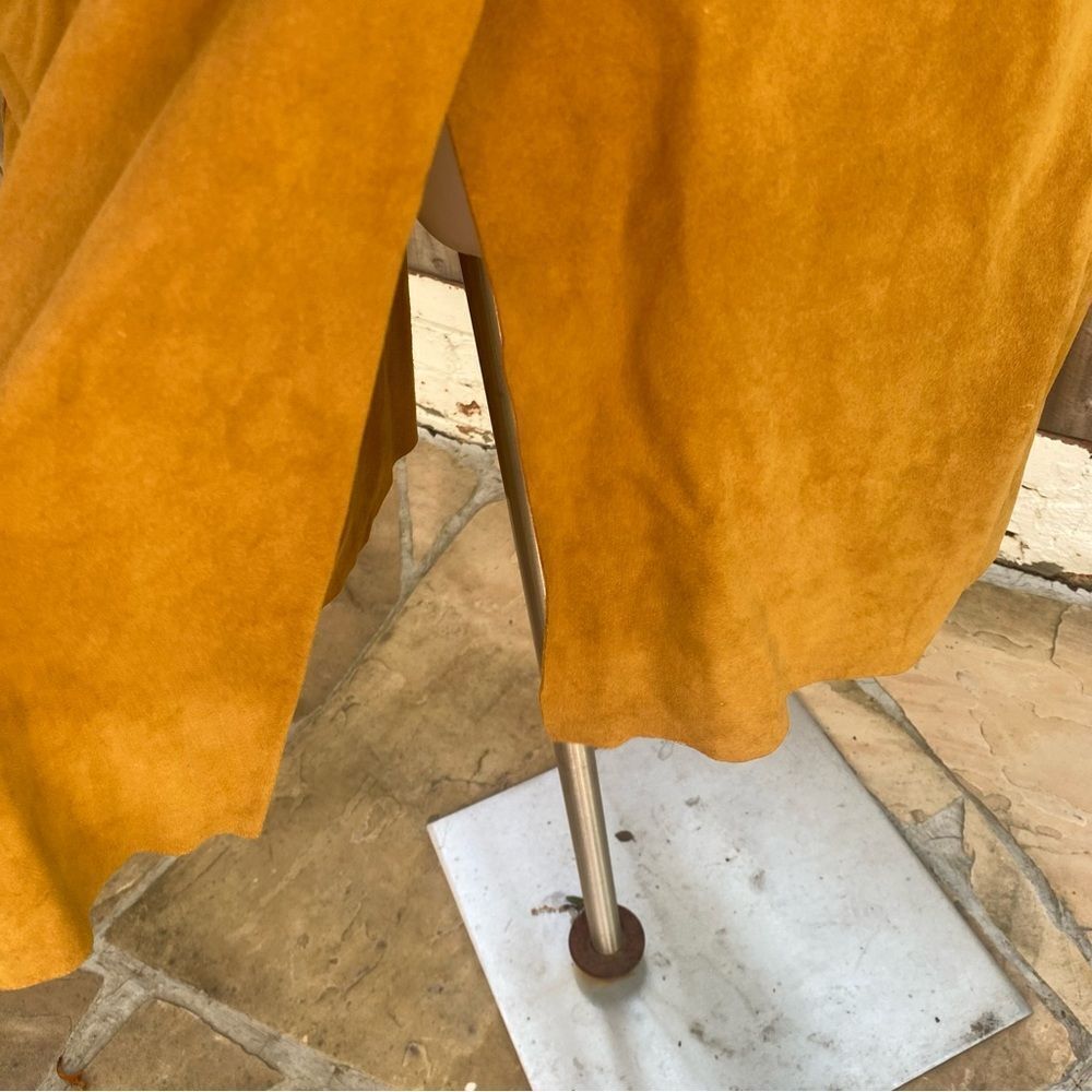Linea Pelle suede trench camel small 
Size: S - Picture 15 of 16